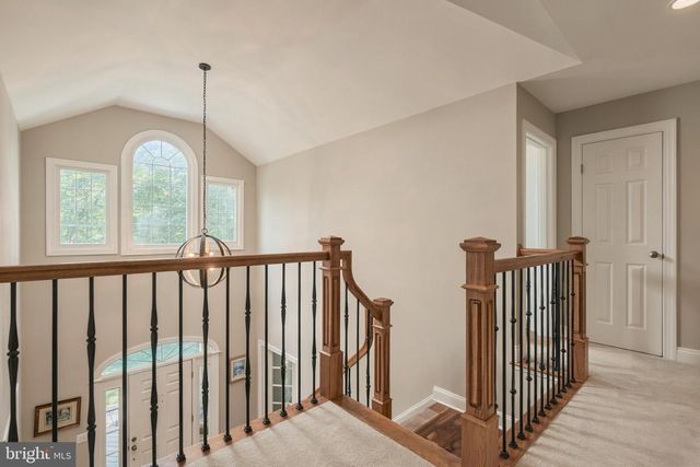 40920 FOREST GLEN DR, Leesburg, VA 20175