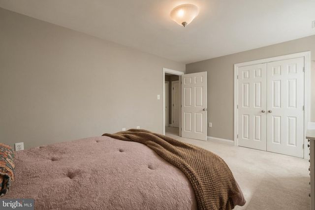 40920 FOREST GLEN DR, Leesburg, VA 20175