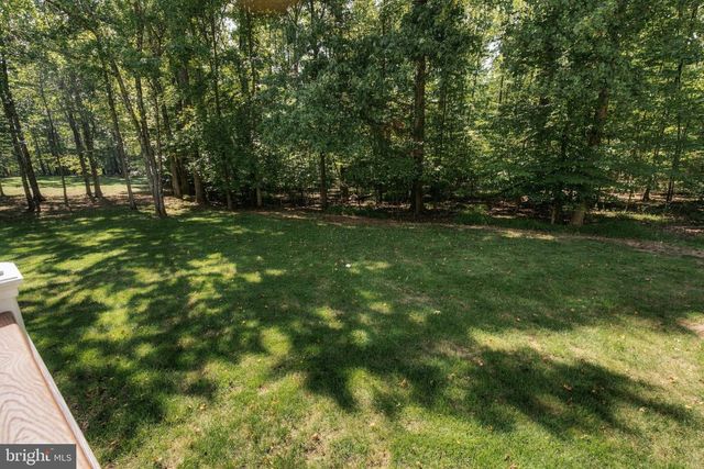 40920 FOREST GLEN DR, Leesburg, VA 20175