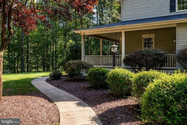 40920 FOREST GLEN DR, Leesburg, VA 20175