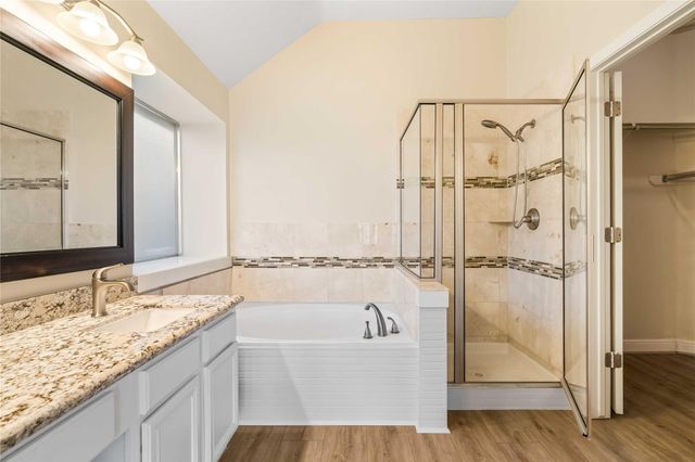 8823 Saratoga Drive, Sugar Land, TX 77479