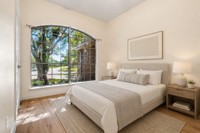 8823 Saratoga Drive, Sugar Land, TX 77479