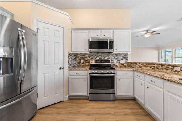 8823 Saratoga Drive, Sugar Land, TX 77479