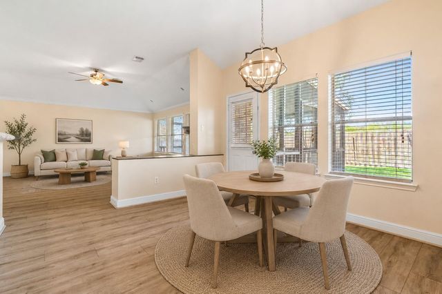 8823 Saratoga Drive, Sugar Land, TX 77479
