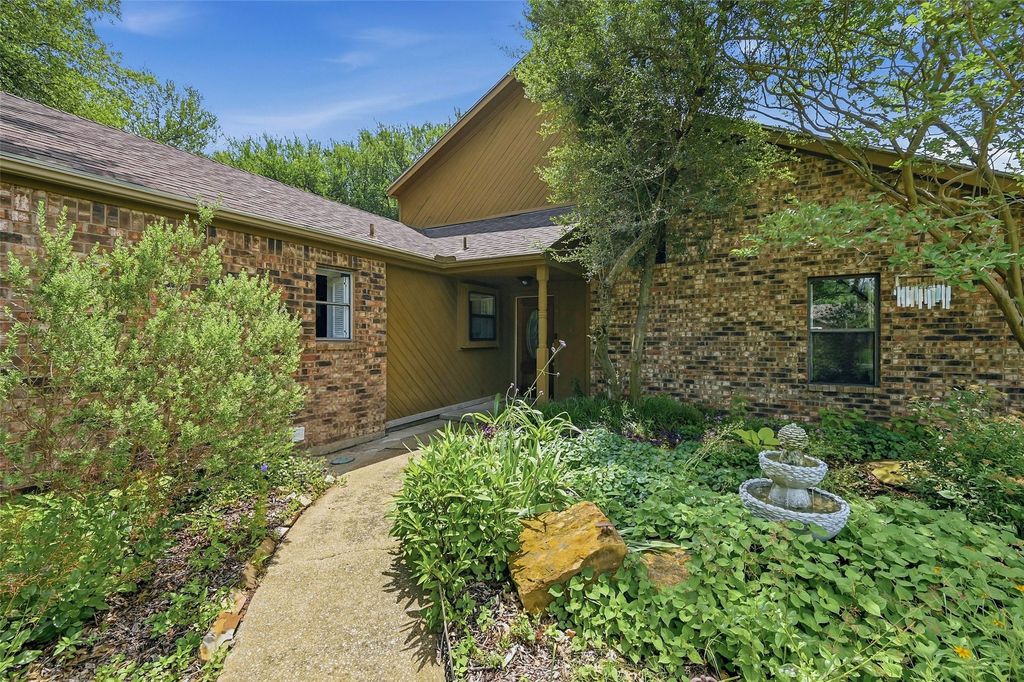 522 High Country Road, Sherman, TX 75092