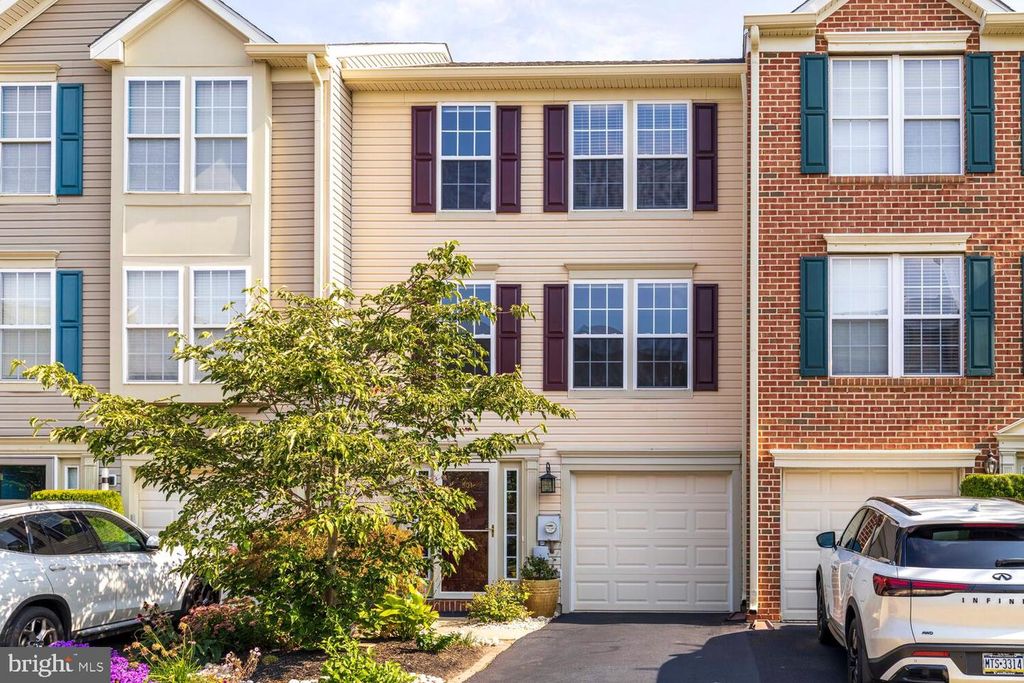 501 JOSHUA CT, North Wales, PA 19454