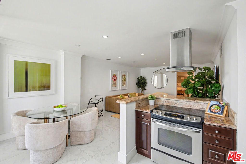 Image 12 of property listing at 10747 Wilshire Boulevard #PH6, Los Angeles, CA 90024