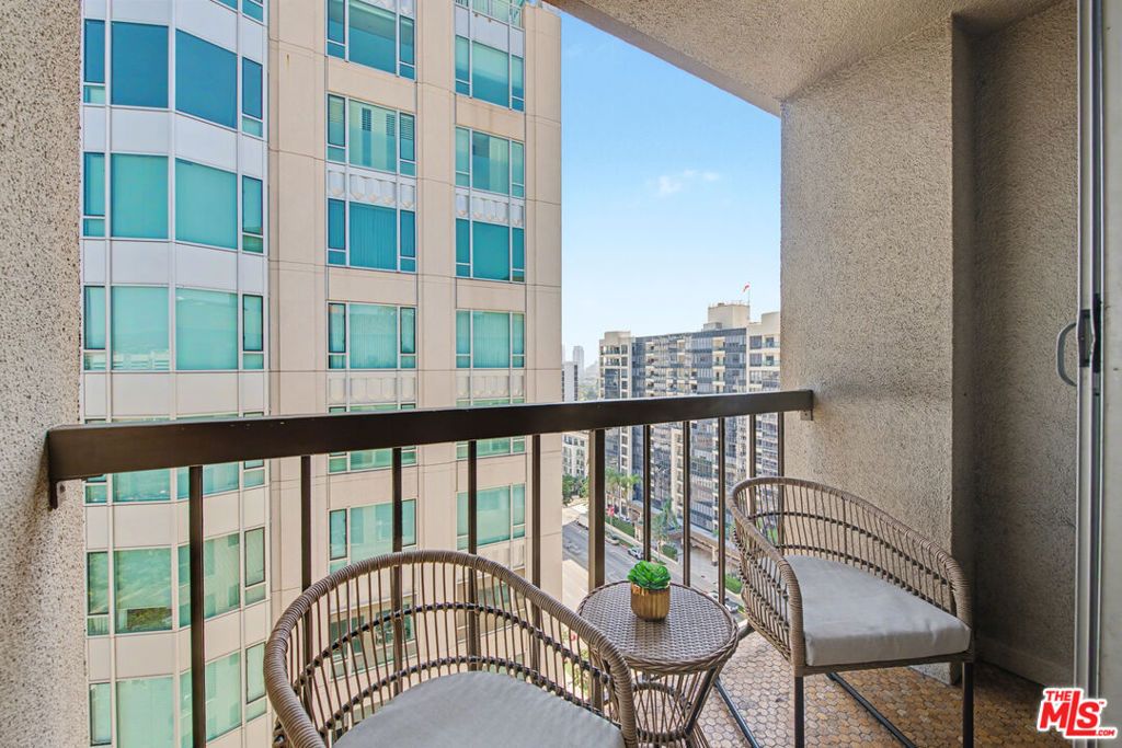 Image 14 of property listing at 10747 Wilshire Boulevard #PH6, Los Angeles, CA 90024