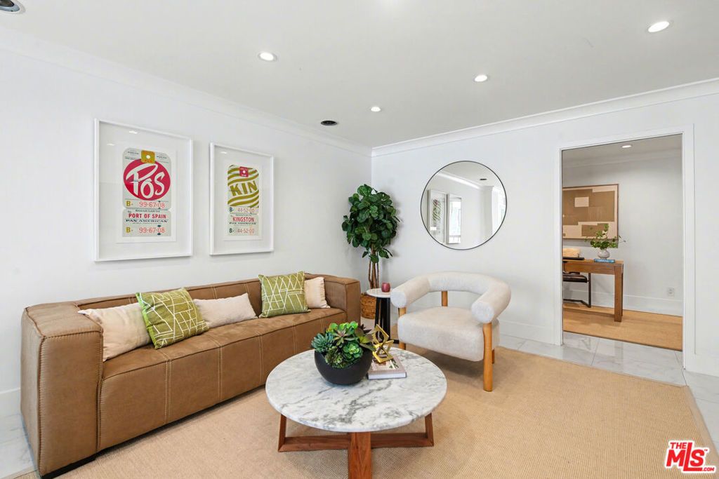 Image 5 of property listing at 10747 Wilshire Boulevard #PH6, Los Angeles, CA 90024