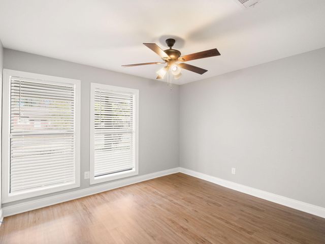 912 Milton, Leesville, LA 71446