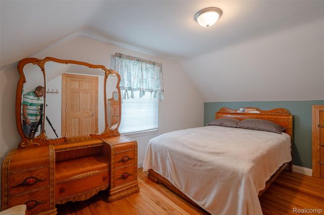 6041 Gilman Street, Garden City, MI 48135