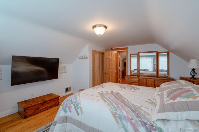 6041 Gilman Street, Garden City, MI 48135