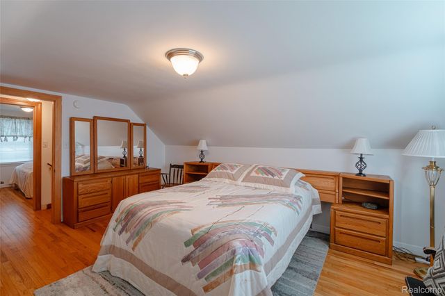 6041 Gilman Street, Garden City, MI 48135
