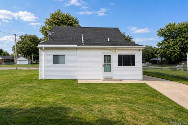 6041 Gilman Street, Garden City, MI 48135