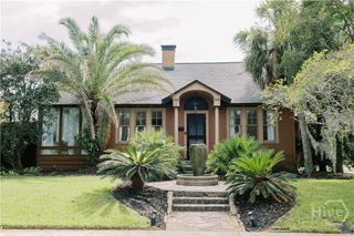 211 E 51st Street, Savannah, GA 31405