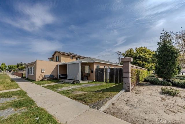 10952 Rose, Stanton, CA 90680