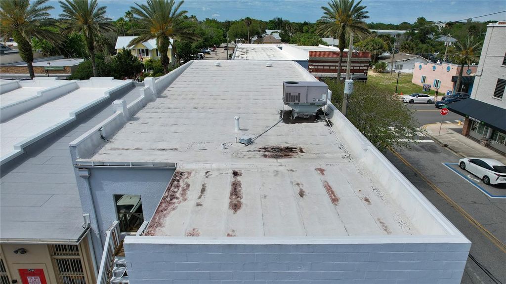 Image 16 of property listing at 400 CANAL STREET, New Smyrna Beach, FL 32168