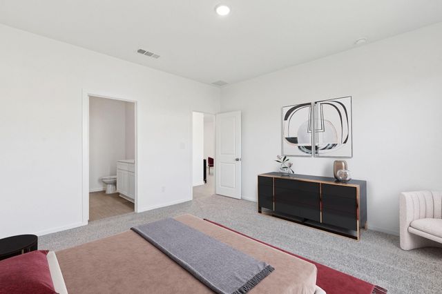 618 Amber Falls Drive, Montgomery, TX 77356