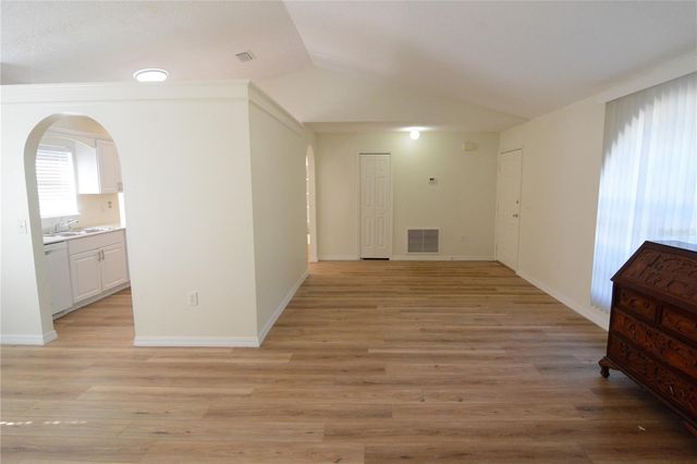 925 ELKCAM BOULEVARD, Deltona, FL 32725