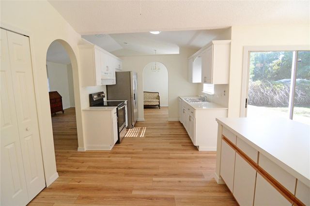 925 ELKCAM BOULEVARD, Deltona, FL 32725