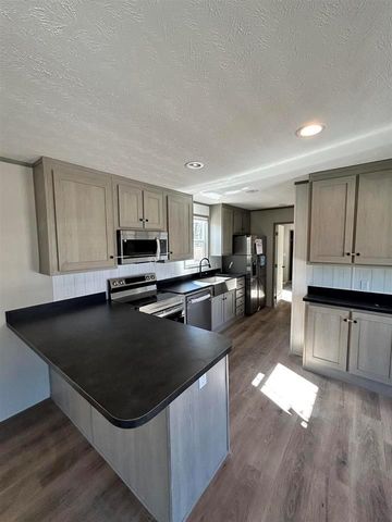 5660 Brady Circle, Lumberton, TX 77657