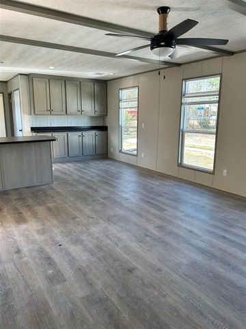 5660 Brady Circle, Lumberton, TX 77657