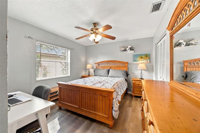 878 CENTERWOOD DRIVE, Tarpon Springs, FL 34688