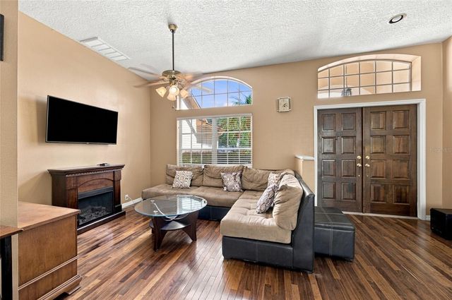 878 CENTERWOOD DRIVE, Tarpon Springs, FL 34688