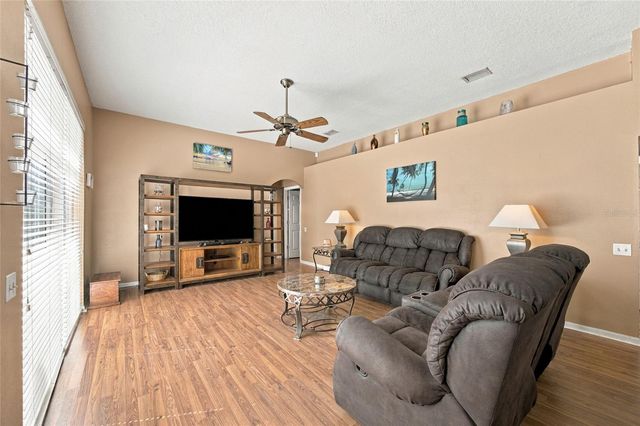 878 CENTERWOOD DRIVE, Tarpon Springs, FL 34688