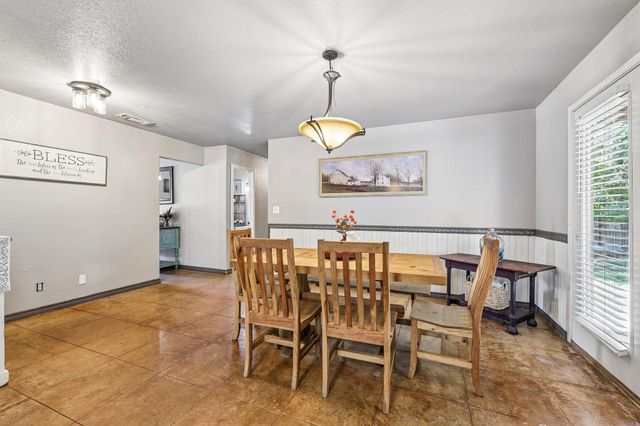 611 Magnolia LN, Cottonwood Shores, TX 78657