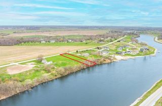 4225 LOST DAUPHIN ROAD, Wrightstown, WI 54180