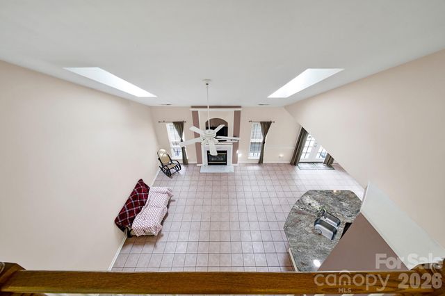 10918 Chamberlain Hall Court, Charlotte, NC 28277