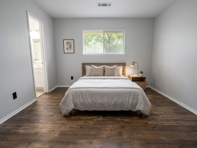 506 N Royal Oak Drive, Duncanville, TX 75116
