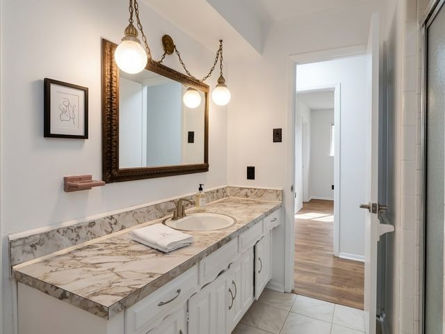 506 N Royal Oak Drive, Duncanville, TX 75116