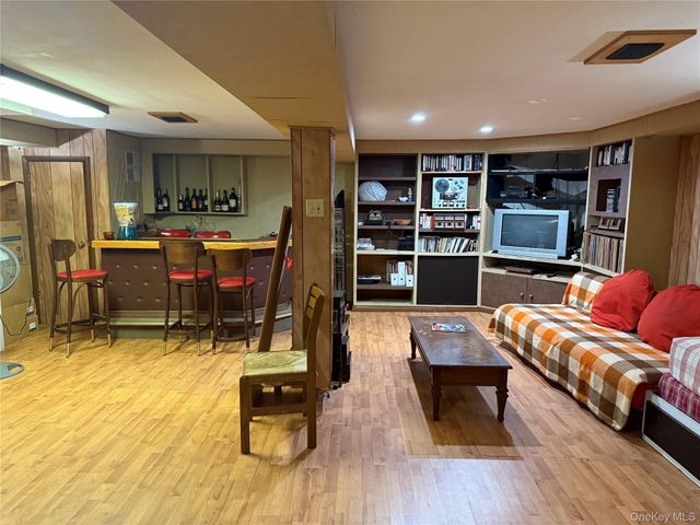 91-39 Springfield Boulevard, Queens Village, NY 11428