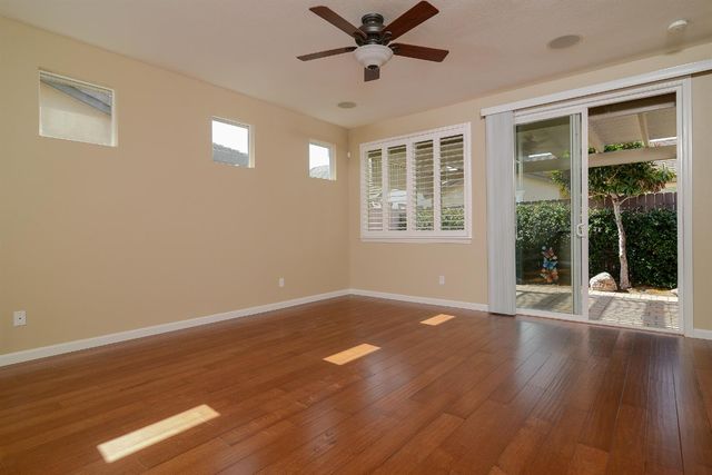 7828 Barnsley Way, Elk Grove, CA 95757