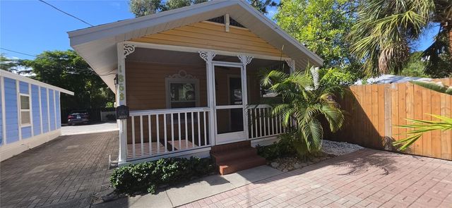 1868 LAUREL STREET, Sarasota, FL 34236
