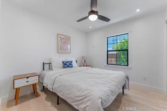 584 N Plymouth Boulevard, Los Angeles, CA 90004