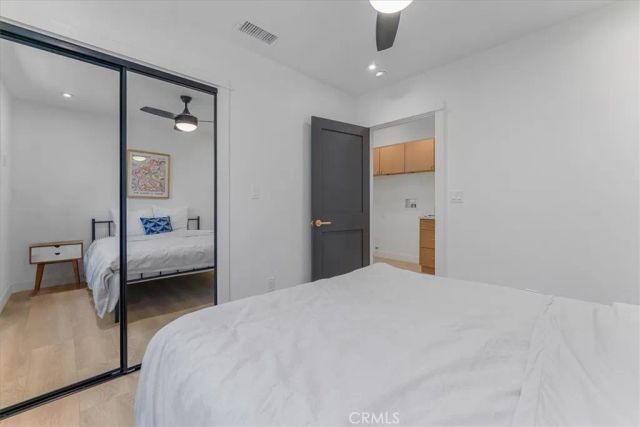 584 N Plymouth Boulevard, Los Angeles, CA 90004