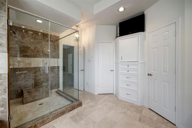 5809 Feagan Street, Houston, TX 77007