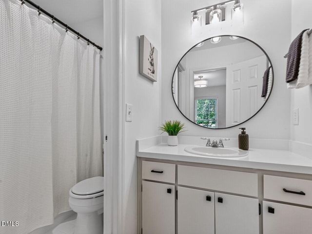 1100 Esher Court, Raleigh, NC 27609