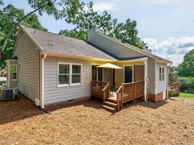 1100 Esher Court, Raleigh, NC 27609