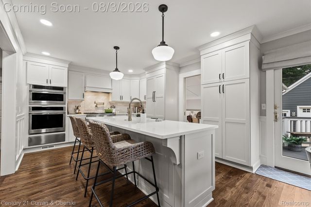1064 William Street, Plymouth, MI 48170
