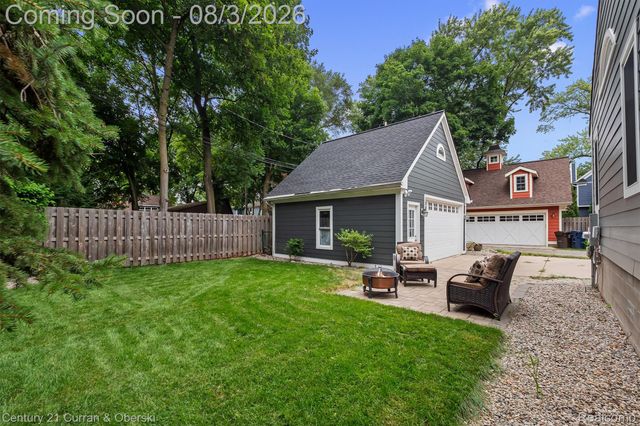 1064 William Street, Plymouth, MI 48170