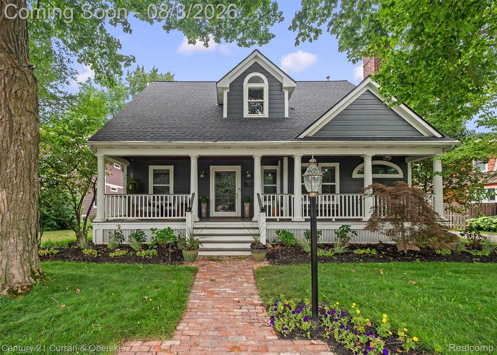 1064 William Street, Plymouth, MI 48170