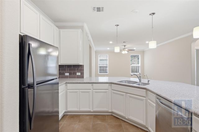 4906 Madrid DR, Georgetown, TX 78628