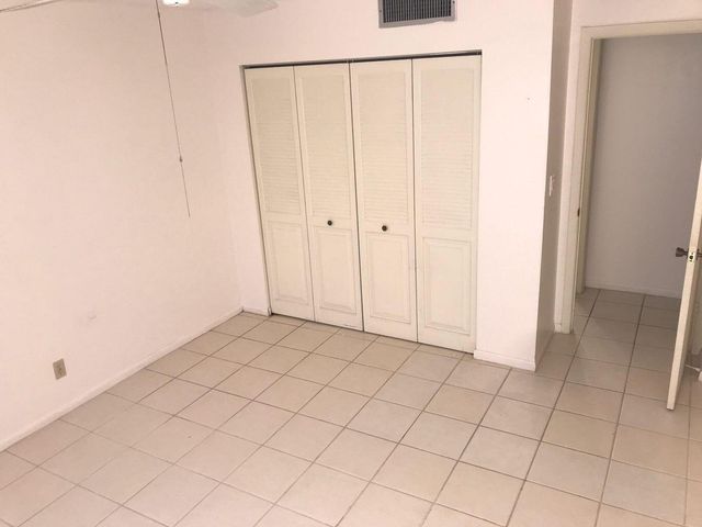 733 SE 1st Way 204, Deerfield Beach, FL 33441