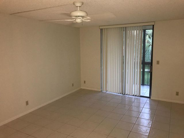 733 SE 1st Way 204, Deerfield Beach, FL 33441