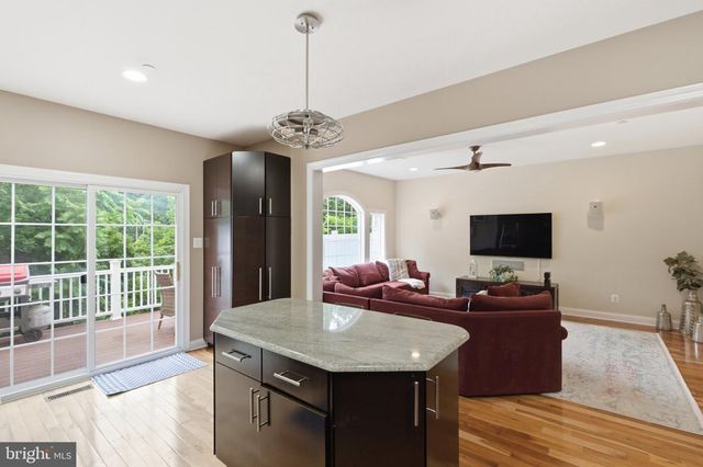 50 VICTORIA SQ, Media, PA 19063