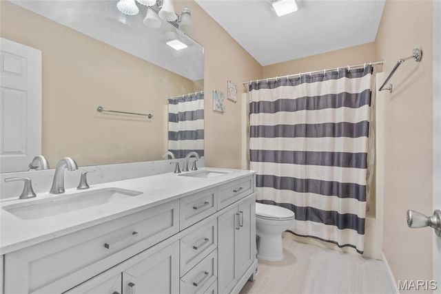 22 Brookwood Drive, Collinsville, IL 62234